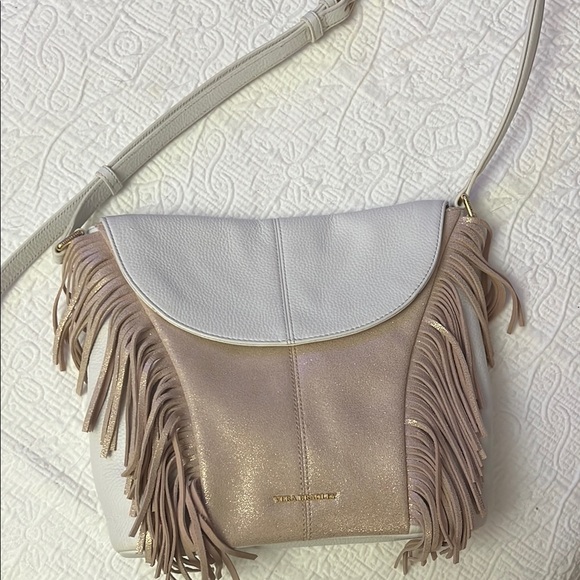 Fabulous Vera Bradley Meredith Fringed Leather Crossbody - Picture 3 of 15